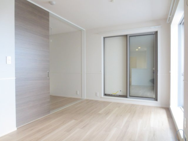 スプリームの居間・リビング