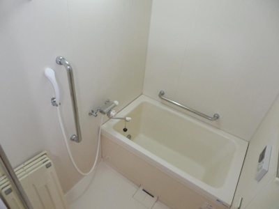 【浴室】 | コーポレート鶴瀬 | 日々の疲れを癒すお風呂付です