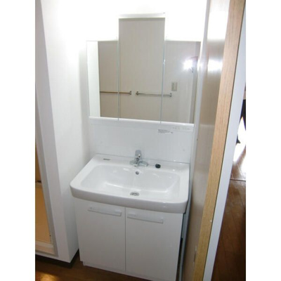 【洗面所】 | コーポレート鶴瀬 | コンパクトで使いやすい洗面所