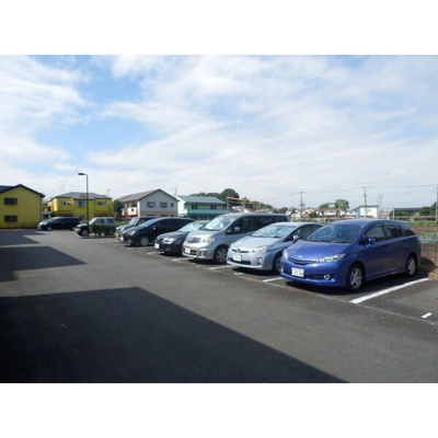 【駐車場】 | コーポレート鶴瀬 | 駐車スペースもあります