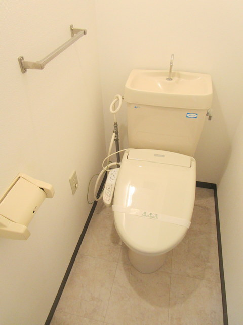 シャトー上清戸のトイレ