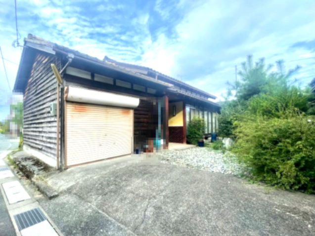 高島市新旭町藁園中古戸建の外観