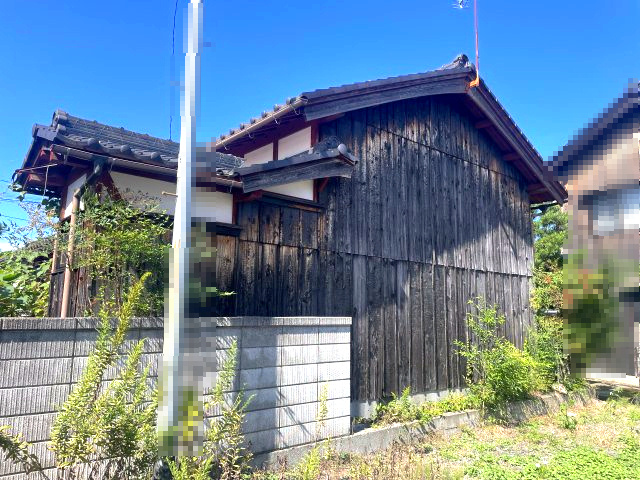 高島市新旭町藁園中古戸建の外観