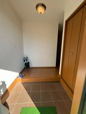 【居間・リビング】 | 矢場新町　中古戸建て