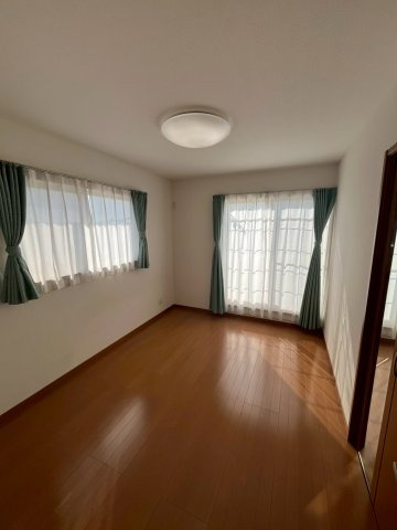 【居間・リビング】 | 矢場新町　中古戸建て