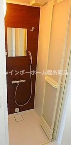 ガーデン平井のシャワールーム