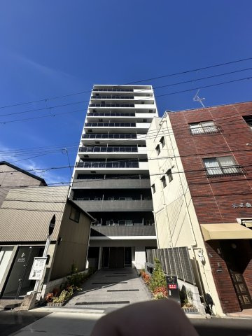 プレサンスNEO九条ディアシスの外観