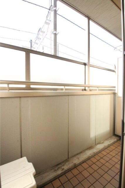 Ｂｅｌｌ　Ｗｏｏｄ　Ｊのバルコニー