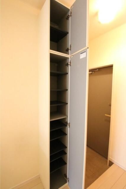 Ｂｅｌｌ　Ｗｏｏｄ　Ｊの玄関