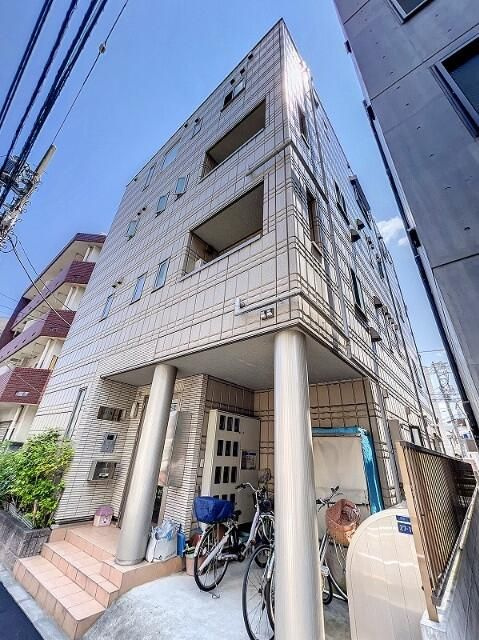 Ｂｅｌｌ　Ｗｏｏｄ　Ｊの外観