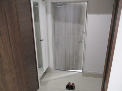 【玄関】 | LIBTH松山