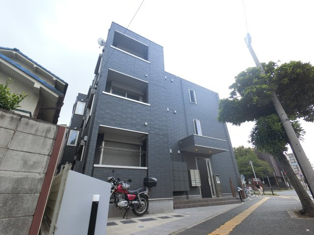 ルミエール神明町の外観
