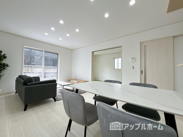 【新築戸建】深谷市宿根　全５棟の和室|リビングと隣合せの和室です！