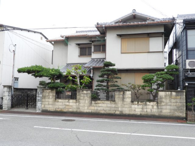 【外観】 | 洲本市本町一丁目一戸建（698番） | 令和７年２月撮影