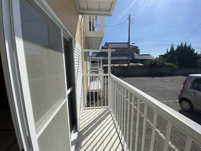 リュミエール東金B棟のバルコニー