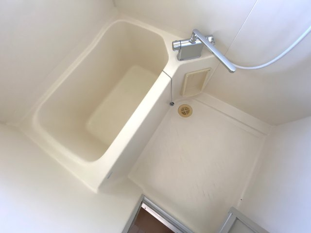 リュミエール東金B棟の浴室