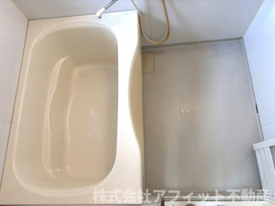 【浴室】 | ヴィラージュC