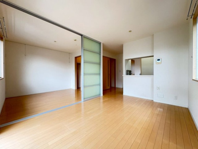 【居間・リビング】 | ヴィラージュC