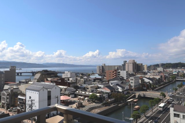 アルファステイツ母衣町の展望|南西角部屋ですので宍道湖を望めます。
夏は水郷祭の花火をお楽しみください！