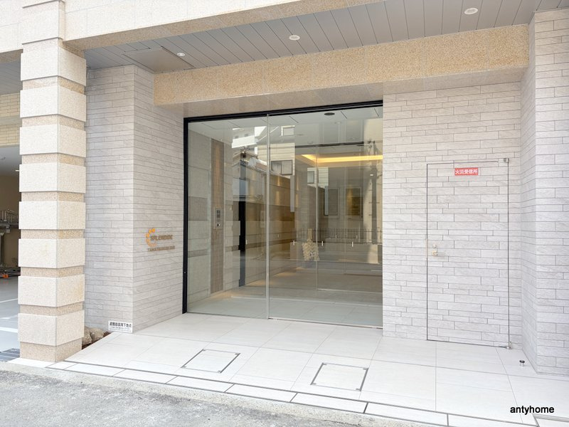 スプランディッド玉造DUE　仲介手数料無料のエントランス