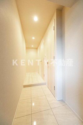 【玄関】 | オアーゼ池上テラス | 収納もある玄関です