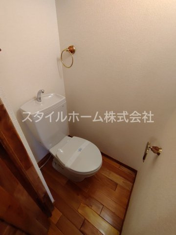 セザンヌ飯村　Bのトイレ|イメージ写真です。