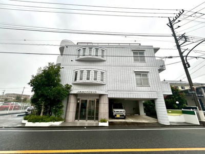 【外観】 | アルドーレ南大沢 | マンションの外観は非常に重要なポイントです！外観の善し悪しは資産価値に大きな影響を与えます。外観のいいマンションを購入することで、高値で売却がしやすく、買い手が見つかりやすいというメリットがあります。