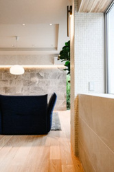 【内装】 | 高級感あるマテリアルを採用しラグジュアリーな雰囲気を作り上げています
2025年11月7日撮影