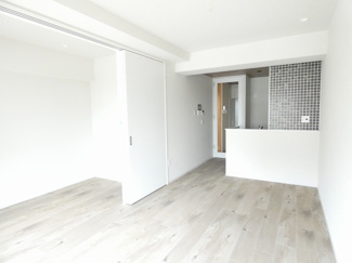 【居間・リビング】 | Thames garden place