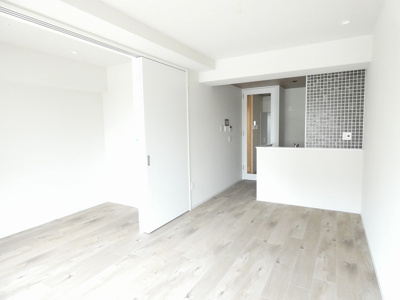 【居間・リビング】 | Thames garden place