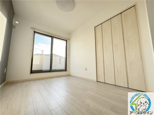 KTIレジデンス西新町の寝室