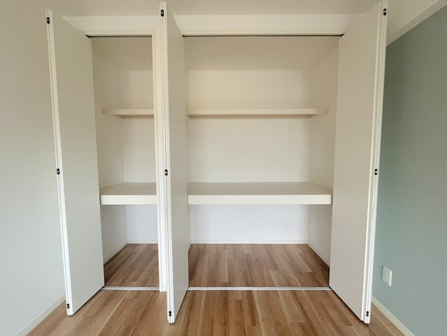 グランソレイユⅡの収納