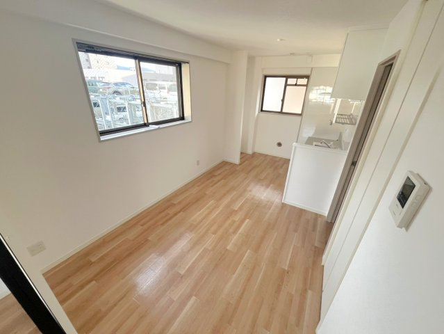 グランソレイユⅡの居間・リビング