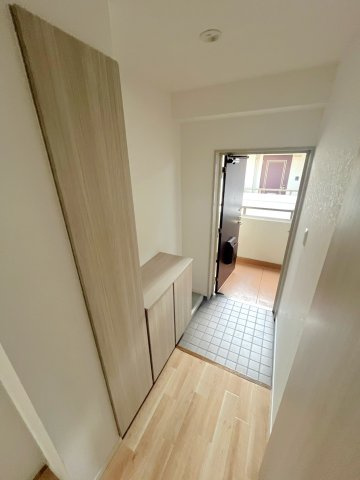 グランソレイユⅡの玄関