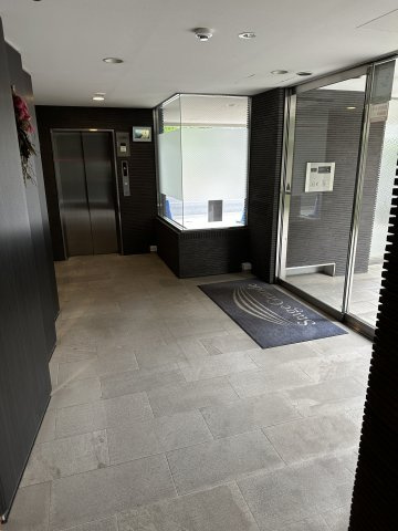 ステージグランデ府中東のロビー