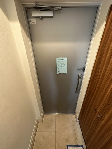 ステージグランデ府中東の玄関