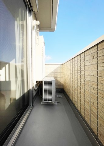 アンソレイエのバルコニー