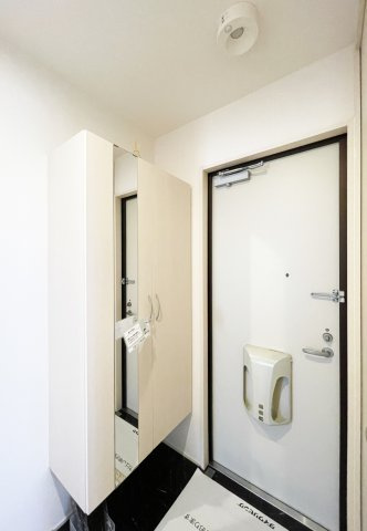 アンソレイエの玄関