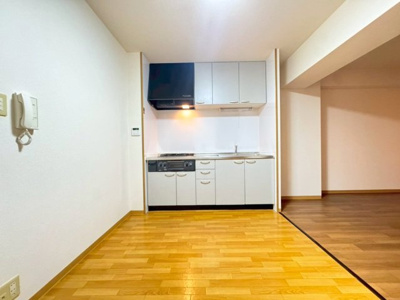 【居間・リビング】 | 上野坂ハイツ