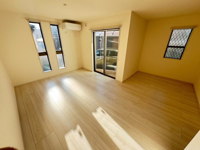 【居間・リビング】