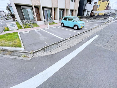 【駐車場】 | グローリア平子【名古屋市賃貸・メゾネット】