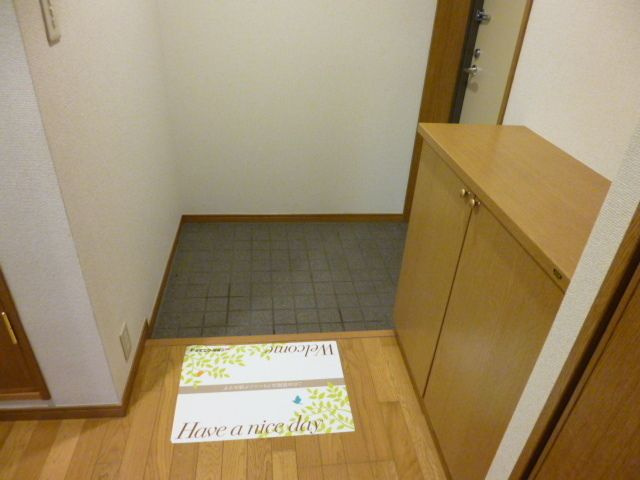 エスペランサ神宮前の玄関