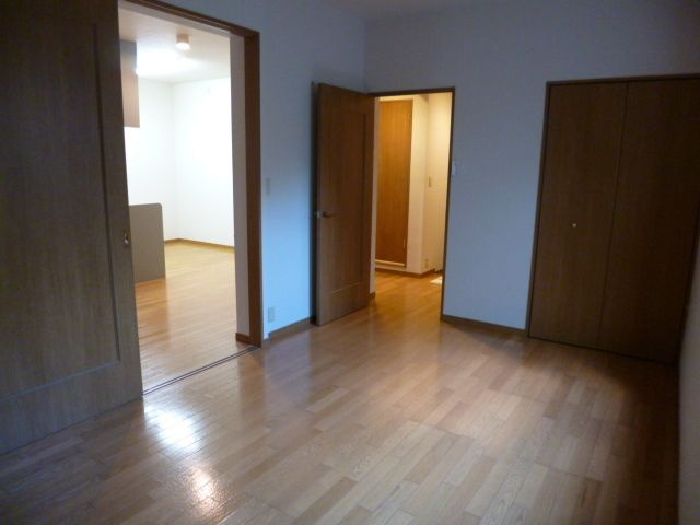 エスペランサ神宮前の玄関