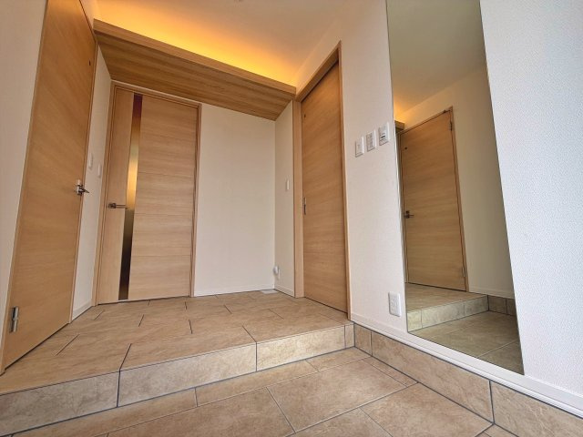 「セキスイハイム施工」中古戸建　千代川町明晴3丁目の玄関