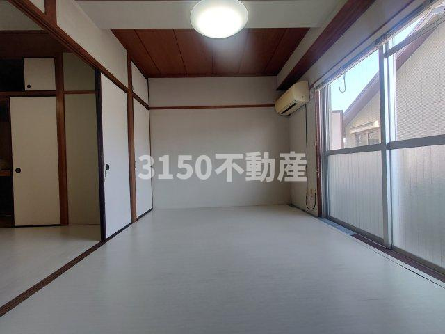 大東コーポの和室