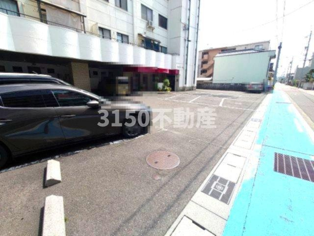 大東コーポの駐車場