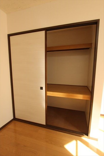 サニーテラスの収納