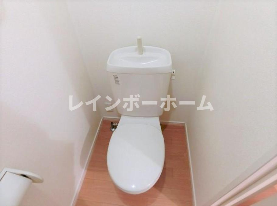 ブーローニュの森のトイレ