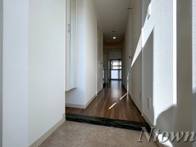 【玄関】 | アイボリー | ゆったりとした玄関です