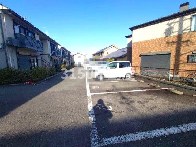 カーサボナール　A棟の駐車場